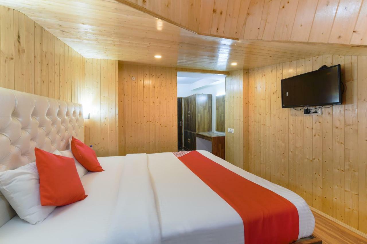 Oyo 46485 Hotel Vijayant Manāli Exteriér fotografie